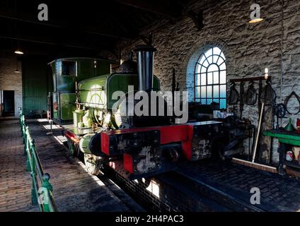 Chemin de fer de collierie du musée Beamish avec des scènes de travail typiques recréées pour un événement charter par l'unique Lewin loco ex Seaham Harbour. Banque D'Images