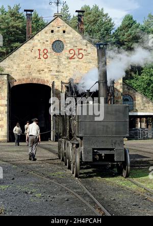 « Puffing Billy » réplique d'un moteur construit en 1813-1814 par William Hedleyn vu sur le tramway de Pockerly au musée Beamish dans le comté de Durham. Banque D'Images