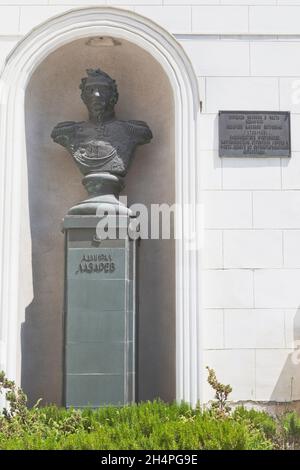 Sébastopol, Crimée, Russie - 29 juillet 2020 : monument à Mikhail Petrovich Lazarev dans l'édicule de la construction de l'édic représentant du Tatarstan Banque D'Images