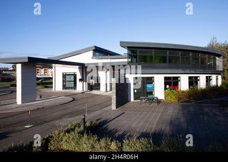 Centre civique et bibliothèque de Carrickmaltravers, Carrickmaltravers, comté de Monaghan, Irlande Banque D'Images