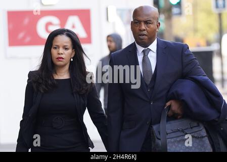 Claudia Webbe, députée de Leicester East, arrive au tribunal des magistrats de Westminster, à Londres, pour avoir prononcé une sentence après sa campagne de harcèlement contre Michelle Merritt.Date de la photo: Jeudi 4 novembre 2021. Banque D'Images