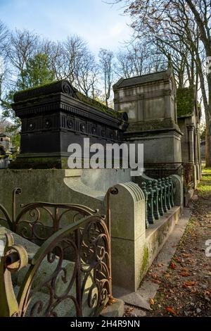 Tombe d'Eugène Delacroix, cimetière du Père-Lachaise, Paris, France Banque D'Images