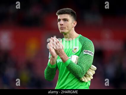 Photo du dossier datée du 23-10-2021, du gardien de but de Burnley Nick Pope.Nick Pope, gardien de but de Burnley, est déçu de ne plus avoir sélectionné l'Angleterre, mais a souligné son « respect » pour Gareth Southgate et qu'il sait que la « porte n'est pas fermée ».Date d'émission : jeudi 4 novembre 2021. Banque D'Images