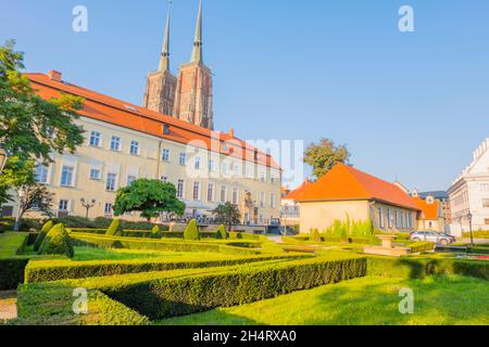 Ogród Papieskiego Wydziału Teologicznego, Ostrów Tumski, Cathedral Island, Wroclaw, Pologne Banque D'Images