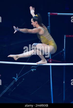 La tournée de l’or sur l’Amérique avec Simone Biles est une célébration des athlètes féminins puissants qui, ensemble, sont une force unie qui représente fièrement le sport de la gymnastique féminine et qui inspire la prochaine génération d’athlètes.Biles et une équipe de gymnastes de renommée mondiale, parmi lesquels Laurie Hernandez, Katelyn Ohashi, Peng Peng Lee, Danusia Francis et Morgan Hurd, ont célébré la gymnastique de classe mondiale dans la lueur de la plus importante compétition internationale du monde, d'une manière que vous n'avez jamais vue auparavant. Banque D'Images