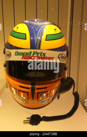 Grand Prix casque de course Silverstone expérience Northamptonshire UK GP chapeau visière contrôle couleur design type autocollant Banque D'Images