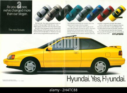 Affiche Hyundai publicité papier vintage 1980s jaune hyundai Banque D'Images