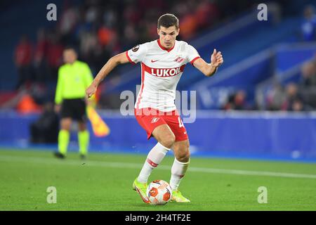 LEICESTER, GBR.4 NOVEMBRE Zobnin romain du FC Spartak Moscou en action lors du match de l'UEFA Europa League Group C entre Leicester City et le FC Spartak Moscou au King Power Stadium, Leicester, le jeudi 4 novembre 2021.(Credit: Jon Hobley | MI News) Credit: MI News & Sport /Alay Live News Banque D'Images