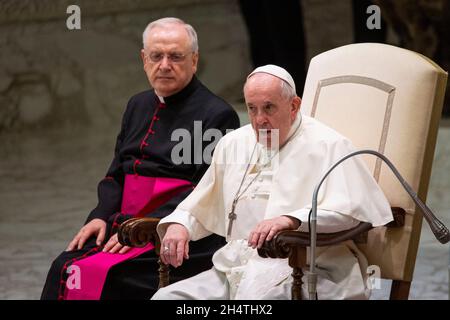 Vatican, Vatican.03ème novembre 2021.Le pape François dirige son audience générale traditionnelle.audience générale traditionnelle du pape François dans la salle d'audience Paul VI de la Cité du Vatican.(Photo de Stefano Costantino/SOPA Images/Sipa USA) Credit: SIPA USA/Alay Live News Banque D'Images
