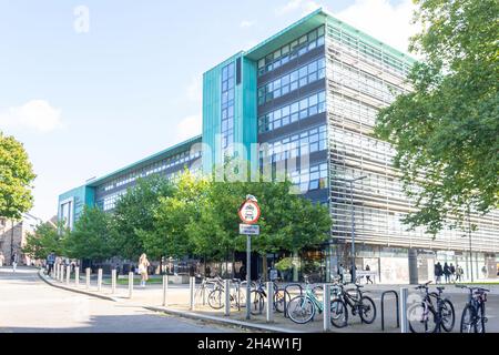 De Montfort University Law and Business Schools, Magazine Square, University Quarter, City of Leicester, Leicestershire,Angleterre, Royaume-Uni Banque D'Images