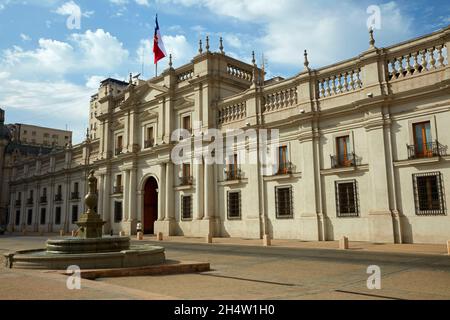 En dehors des gardiens de la Moneda (Palais présidentiel), Plaza de la Constitución, Santiago, Chili, Amérique du Sud Banque D'Images