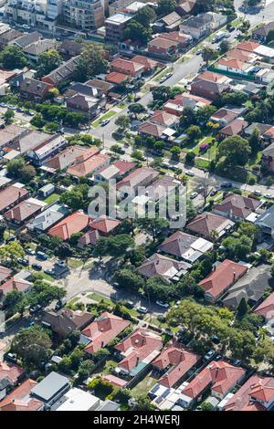 Vue aérienne de la zone résidentielle typique de la banlieue est de Sydney, Nouvelle-Galles du Sud, Australie Banque D'Images