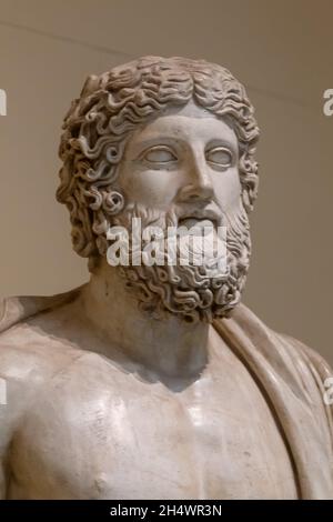 Moscou, Russie.2 mars 2019.Statue de Zeus exposée au Musée des beaux-arts de l'État de Pouchkine (Credit image: © Mihail Siergiejewicz/SOPA Images via ZUMA Press Wire) Banque D'Images