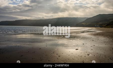 Vue sur la baie de Runswick sur la côte du North Yorkshire Banque D'Images