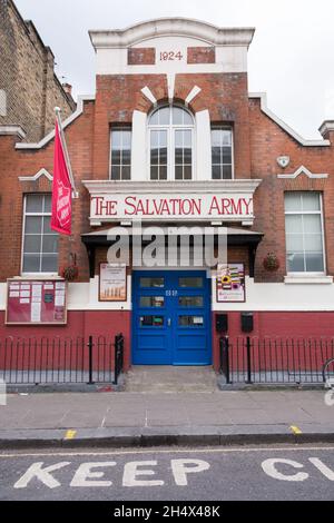 L'entrée du bâtiment de l'Armée du Salut sur Portobello Road, Londres, Angleterre, Royaume-Uni Banque D'Images