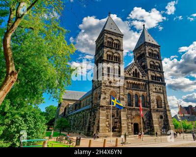 La cathédrale de Lund.Suède avec vue extérieure par beau temps Banque D'Images