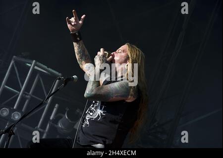 Dez Fafara de Devil Driver se produit sur scène le jour 3 au Bloodstock Open Air Festival 2013 à Catton Hall le 11 août 2013. Banque D'Images