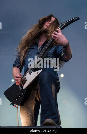 Ben Ash de carcasse en direct sur scène le deuxième jour du Bloodstock Open Air Festival le 9 août 2014 à Catton Hall, Derbyshire. Banque D'Images