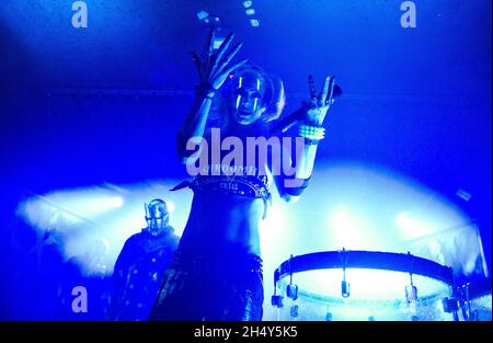 Mushroomhead en direct sur scène à l'O2 Academy 2 le 23 2016 mars à Birmingham, Royaume-Uni. Banque D'Images