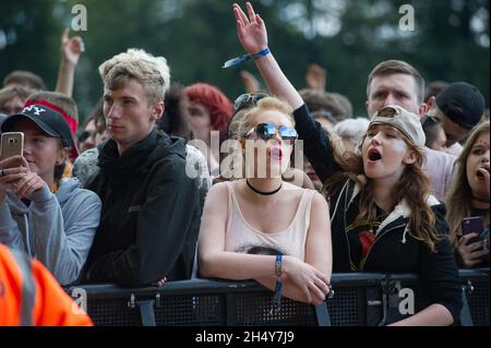 Festival Goers au Leeds Festival 2016 à Bramham Park, Royaume-Uni.Date de la photo : vendredi 26 août 2016.Crédit photo : Katja Ogrin/ EMPICS Entertainment. Banque D'Images