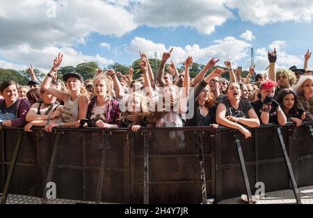 Festival Goers au Leeds Festival 2016 à Bramham Park, Royaume-Uni.Date de la photo : vendredi 26 août 2016.Crédit photo : Katja Ogrin/ EMPICS Entertainment. Banque D'Images