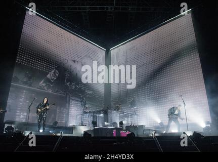 Jamie Smith, Romy Madley Croft et Oliver SIM du xx se présentent sur scène le deuxième jour du festival All points East à Victoria Park à Londres, au Royaume-Uni.Date de la photo: Samedi 26 mai 2018.Crédit photo : Katja Ogrin/ EMPICS Entertainment. Banque D'Images