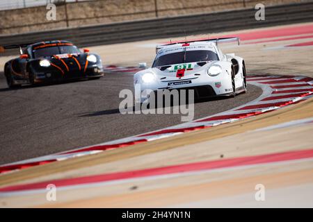 91 Bruni Gianmaria (ita), Lietz Richard (aut), Makowiecki Frederic (fra), Porsche GT Team, Porsche 911 RSR - 19, action pendant les 8 heures de Bahreïn, 6ème tour du Championnat du monde d'endurance 2021 de la FIA, FIA WEC, sur le circuit international de Bahreïn, du 4 au 6 novembre 2021 à Sakhir,Bahreïn - photo: Joao Filipe/DPPI/LiveMedia Banque D'Images