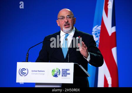 Glasgow, Royaume-Uni.05ème novembre 2021.Glasgow, Écosse, Royaume-Uni.5 novembre 2021PICTURED: Nadhim Zahawi, Secrétaire du Cabinet chargé de l'éducation pour le Gouvernement britannique, a vu s'exprimer lors de la plénière de l'après-midi, "événement conjoint des ministres de l'éducation et de l'environnement, ensemble du chagrin, de l'éducation et de l'action climatique" crédit: Colin Fisher/Alamy Live News Banque D'Images