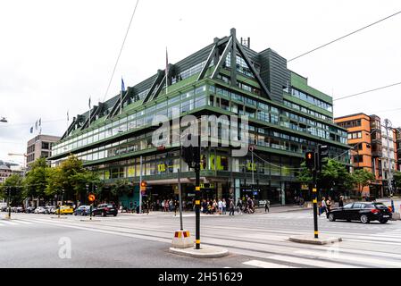 Stockholm, Suède - 10 août 2019 : bâtiment commercial dans le centre de Stockholm. Banque D'Images