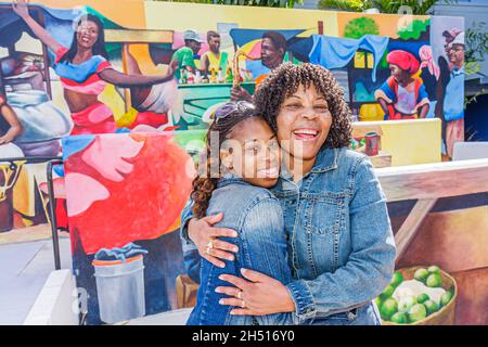 Miami Florida,Little Haiti,Cultural Complex Center,art,culture,patrimoine,murale,arts visuels,femme noire femmes,enfant,filles,jeune,femme k Banque D'Images