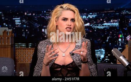 05 novembre 2021 - New York, New York, États-Unis.- KRISTEN STEWART invités sur l'épisode du 3 novembre 2021 du 'Tonight Show mettant en vedette Jimmy Fallon.(Credit image: © NBC/The Tonight Show/ZUMA Press Wire) Banque D'Images