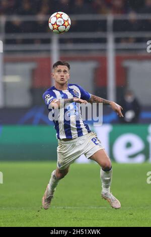 Milan, Italie, 3 novembre 2021.Otavio du FC Porto lors du match de l'UEFA Champions League à Giuseppe Meazza, Milan.Le crédit photo devrait se lire: Jonathan Moscrop / Sportimage Banque D'Images