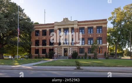 Caruthersville, Missouri, États-Unis - 18 octobre 2021 : le palais de justice du comté de Pemiscot Banque D'Images