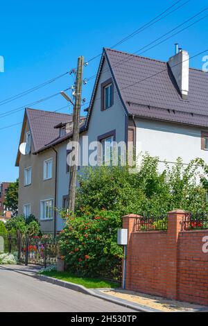 Appartements résidentiels dans la ville balnéaire de Zelenogradsk, région de Kaliningrad Banque D'Images