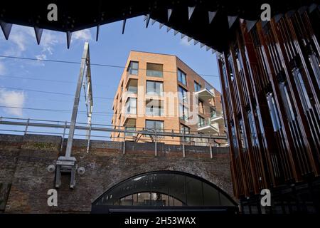 Le nouveau Hawley Wharf abrite, shoping et développement de bureaux sur le marché Camden Lock à Londres, Angleterre, Royaume-Uni Banque D'Images