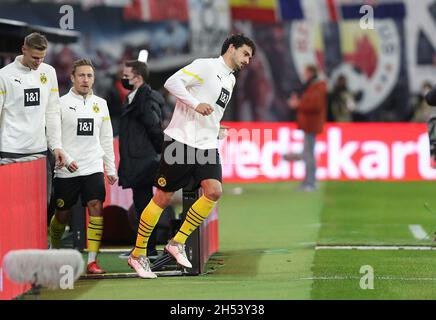 Leipzig, Allemagne.06e Nov, 2021. Firo 1er Bundesliga.2021/2022 football: Fuvuball: 06.11.2021 RBL RB Leipzig - BVB Borussia Dortmund Mats Hummels, chiffre entier crédit: dpa/Alamy Live News Banque D'Images