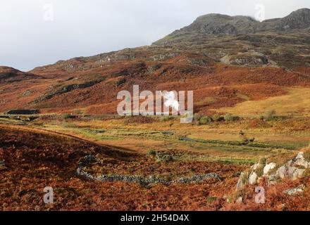 'Prince' part du tunnel de Moelwyn sur le 2.11.21 Ffestiinog Railway Banque D'Images