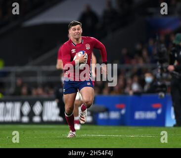 Twickenham, Royaume-Uni.06e novembre 2021.Série des nations d'automne.Angleterre V Tonga.Stade de Twickenham.Twickenham.Ben Youngs (Angleterre) fait une pause.Credit: Sport en images/Alamy Live News Banque D'Images