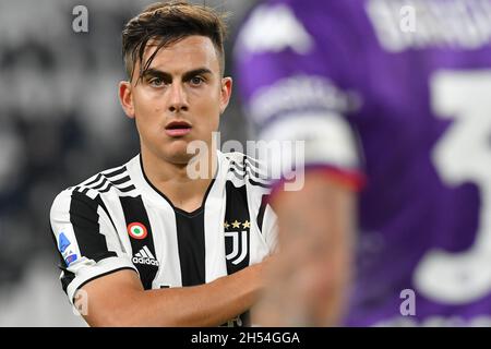 Turin, Italie.06e novembre 2021.Paulo Dybala de Juventus FC réagit lors de la série Un match de football 2021/2022 entre Juventus FC et ACF Fiorentina au stade de Juventus à Turin (Italie), le 6 novembre 2021.Photo Giuliano Marchisciano/Insidefoto Credit: Insidefoto srl/Alay Live News Banque D'Images