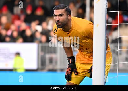 ALMERE, PAYS-BAS - NOVEMBRE 7 : gardien de but Agil Etemadi de Almere City FC pendant le match néerlandais de Keukenkampidivisioenie entre Almere City et ADO Den Haag à Yanmar Stadion le 7 novembre 2021 à Almere, pays-Bas (photo de Patrick Goosen/Orange Pictures) Banque D'Images