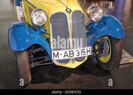 BMW 315/1 1934, vue avant, seulement 230 unités ont été produites de ce modèle de roadster.Musée BMW - Munich - Allemagne. Banque D'Images