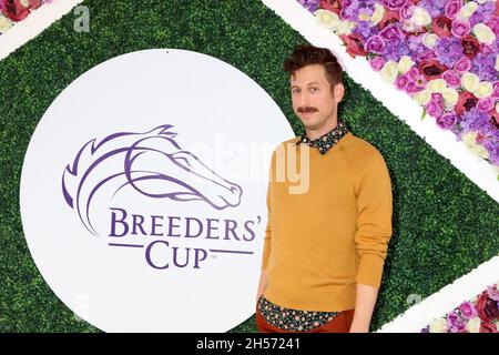 Del Mar, CA.6 novembre 2021.David Magidoff aux arrivées des championnats du monde de la coupe des éleveurs, Del Mar Racetrack, Del Mar, CA 6 novembre 2021.Crédit : Priscilla Grant/Everett Collection/Alay Live News Banque D'Images