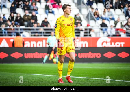 Alexander NUBEL de Monaco lors du championnat français Ligue 1 de football entre le Stade de Reims et AS Monaco le 7 novembre 2021 au stade Auguste Delaune de Reims, France - photo: Matthieu Mirville/DPPI/LiveMedia Banque D'Images