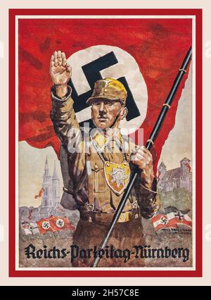 Sturmabteilung 1933, « Reich Party Congress Nuremberg », carte de propagande nazie avec la figure de « Brown shirt » homme sa saluant Heil Hitler portant un grand drapeau de la swastika nazie devant Nuremberg City Allemagne le détachement de Sturmabteilung « Storm Detachment » était l'aile paramilitaire originale du Parti nazi.Elle a joué un rôle important dans l'accession au pouvoir d'Adolf Hitler dans les années 1920 et 1930. Banque D'Images