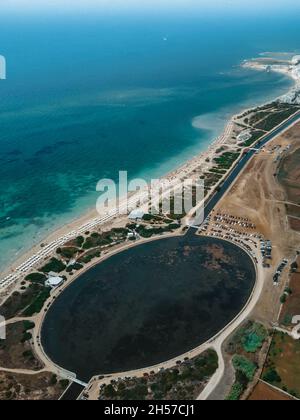 une plage fantastique à puglia: maldive del salento Banque D'Images
