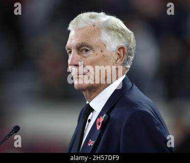 Londres, Angleterre, 7 novembre 2021.Sir Trevor Brooking ancien joueur de West Ham Utd lors du match de la Premier League au London Stadium, Londres.Crédit photo à lire: Paul Terry / Sportimage crédit: Sportimage / Alay Live News Banque D'Images