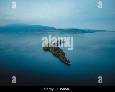 une vue superbe sur le lac de garde Banque D'Images