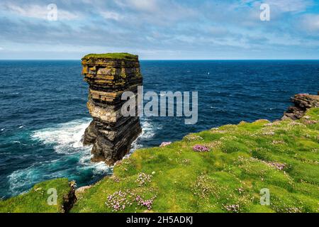 Downpatrick Head Sea Stack, comté de Mayo, Irlande Banque D'Images