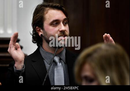Kenosha, Wisconsin, États-Unis.8 novembre 2021.Gage Groskreutz témoigne lors du procès de Kyle Rittenhouse au palais de justice du comté de Kenosha, dans le Wisconsin, le lundi 8 novembre 2021.(Credit image: © Sean Krajacic/The Kenosha News-POOL via ZUMA Press Wire) Banque D'Images