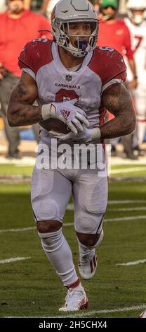 Santa Clara, Californie, États-Unis.7 novembre 2021.Arizona Cardinals qui a fait la course de James Conner (6) le dimanche 07 novembre 2021, au stade Levis à Santa Clara, en Californie.Les cardinaux ont battu les 49ers 31-17.(Credit image: © Al Golub/ZUMA Press Wire) Banque D'Images